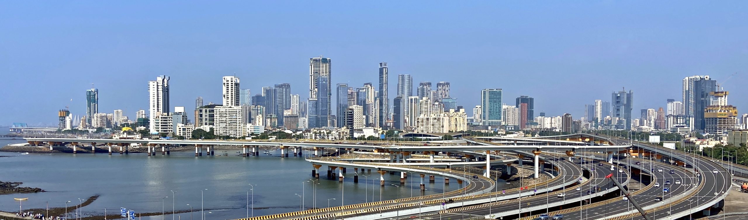 A drive along Mumbai's scenic coastline