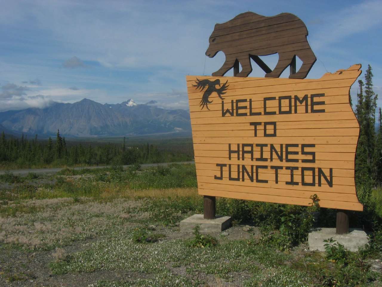 Historia - Haines Junction